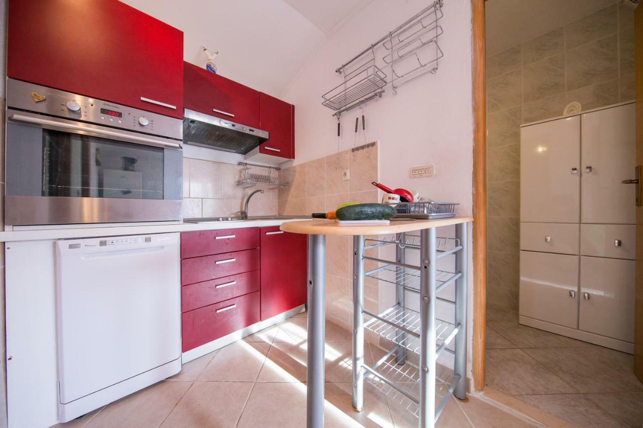 Strma Apartments Віс Екстер'єр фото